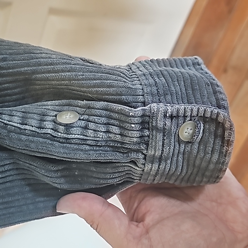 Men's J Crew distressed and worn in long sleeve corduroy shirt size large tall - Picture 4 of 8